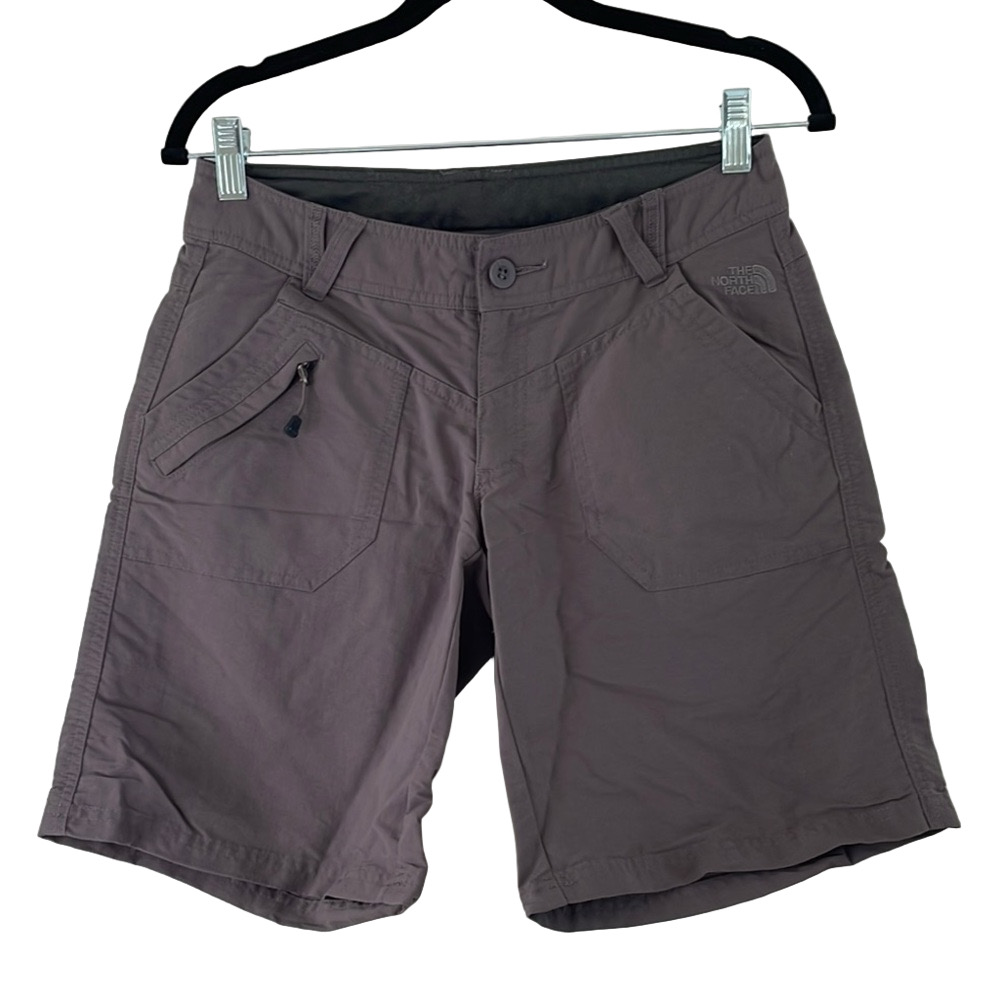 The North Face Gray Cargo Shorts for Outdoor Adventures size 4